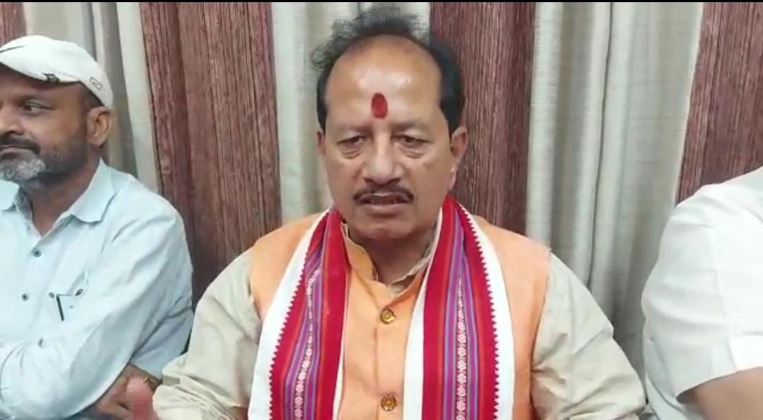 नीतीश पर जमकर बरसे विजय सिन्हा, कहा विपक्षी एकता भ्रष्टाचारियों का अड्डा, चाचा-भतीचे ने शिक्षा व्यवस्था की चौपट