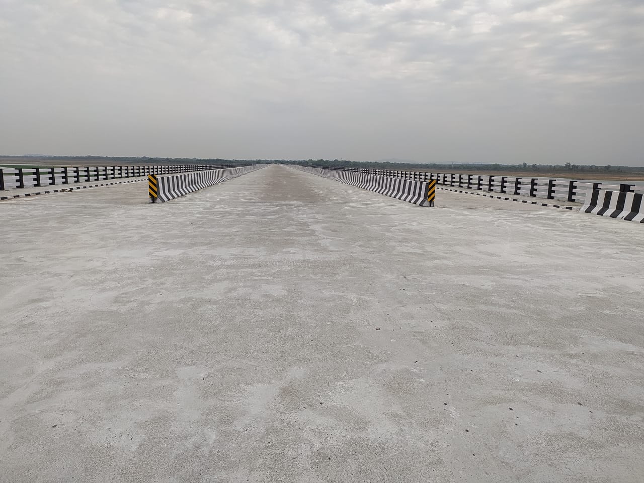 दुमका: झारखंड का सबसे लंबा पुल बनकर तैयार, लोगों को है इसके उद्घाटन का इंतजार, देखिए ये रिपोर्ट