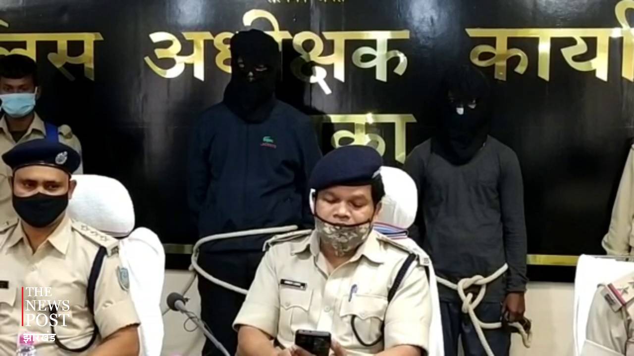 धमकी के बाद भी आइसक्रीम फैक्ट्री लगाने पर अड़ा था युवक, मारुति वैन में मिली डेड बॉडी