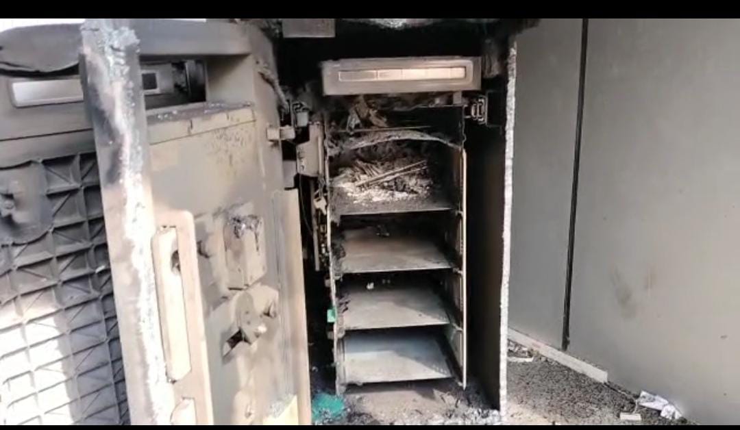 छपरा में SBI एटीएम से लाखों की चोरी, तरीका जानकर हैरान रह जायेंगे आप