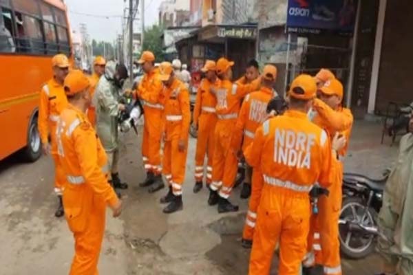 पंजाब के लुधियाना में गैस रिसाव होने से 9 बच्चे सहित 11 लोगों की मौत, एनडीआरएफ ने संभाला मोर्चा
