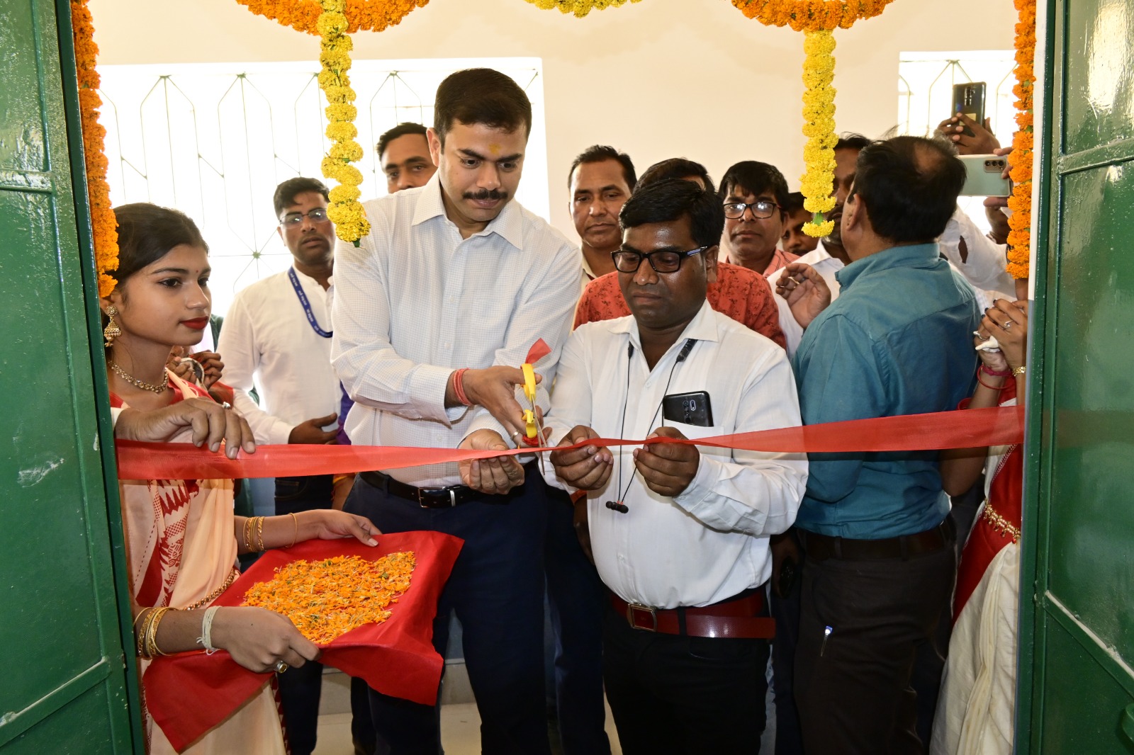 सीएम के हाथों 80 उत्कृष्ट स्कूलों का ऑनलाइन उद्घाटन, दुमका के भी बच्चों के उत्कृष्ट शिक्षा का सपना साकार