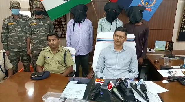 एक हफ्ते में 8 लाख लूट का खुलासा, तीन गिरफ्तार, 28 हज़ार रुपए नगद के साथ मोटरसाइकिल बरामद