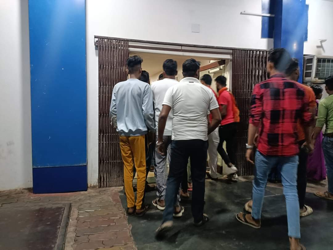 गैंगस्टर फहीम खान के बेटे को बुधवार की रात मारी गई गोली, दुर्गापुर रेफर