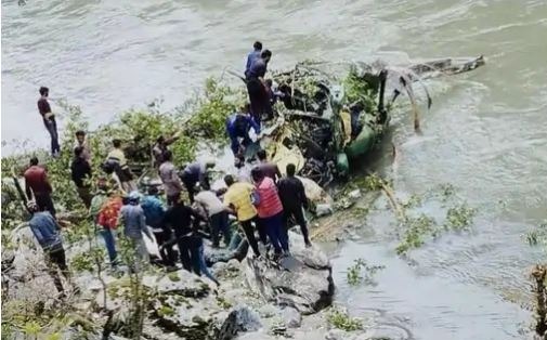 Breaking: जम्मू-कश्मीर में भारतीय सेना का ALH ध्रुव हेलीकॉप्टर क्रैश, एक जवान शहीद