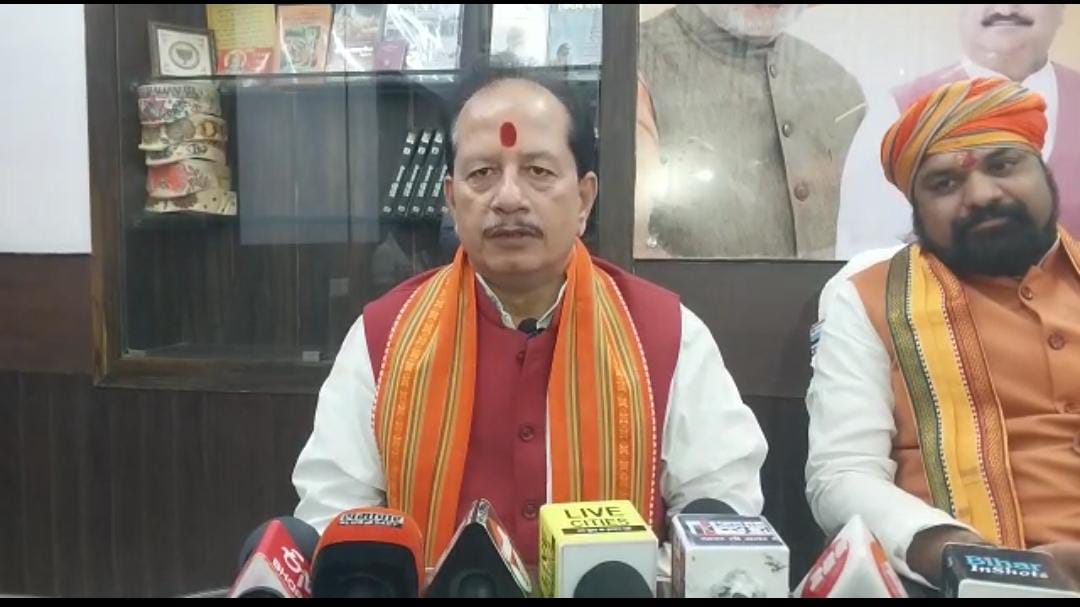 सीएम नीतीश पर विजय सिन्हा का तंज, कहा नीतीश के नियत में शुरु से है खोट