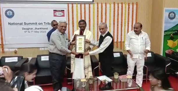 देवघर में दो दिवसीय राष्ट्रीय जनजातीय स्वास्थ्य सम्मेलन का आयोजन, केंद्रीय मंत्री अर्जुन मुंडा ने किया उद्घाटन