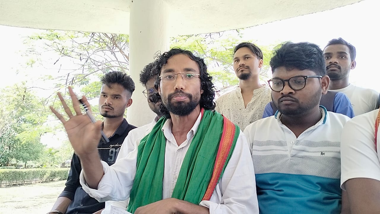 फिर से भड़केगी नियोजन नीति की आग!  छात्रों के निशाने पर अब विधायक और सांसद