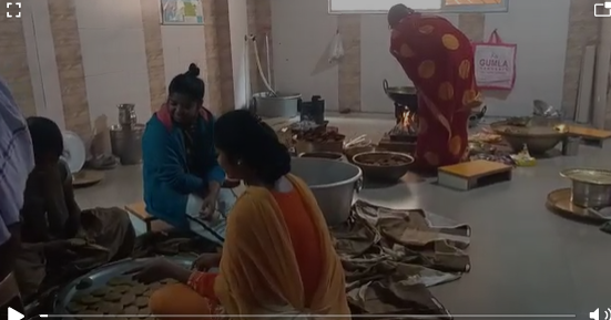 शाम के अर्ध्य की तैयारियां पूरी, अब  डूबते सूर्य को अर्ध्य देने का इंतजार