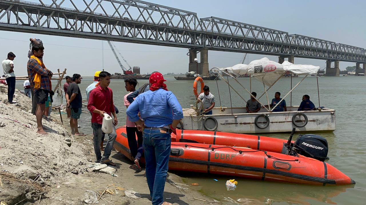 शादी के रस्म के दौरान नदी में डूबे भाई-बहन, मची चीख-पुकार, जानें क्यों परिजन है आक्रोशित