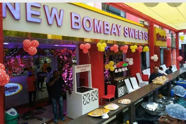न्यू बॉम्बे मिठाई दुकान से सैंपल लिया गया 2015 में और जुर्माना हुआ 6 साल बाद एक लाख रुपए...