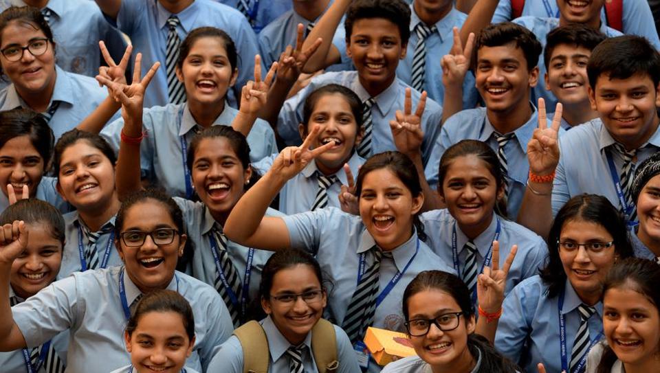 CBSE 10TH RESULT: 10 वीं का रिजल्ट आउट, 93.12 प्रतिशत बच्चे पास 