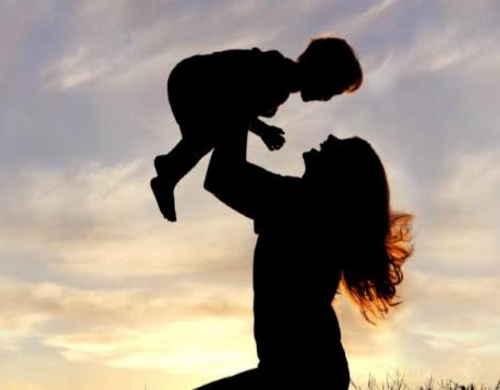 Mother's Day 2023: इस मदर्स डे इन 5 तरीकों से अपनी मां को कराएं स्पेशल फ़ील