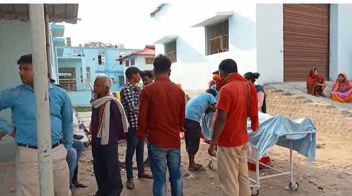 सड़क पर शराब माफिया का आतंक, वाहन चेकिंग के दौरान होमगार्ड जवान को रौंदा, मौत  