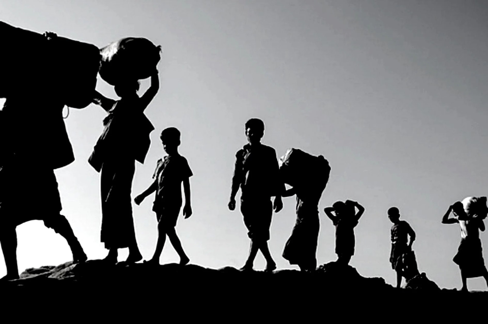 झारखंड में गरमाया बांग्लादेशी धुसपैठियों का मामला, झारखंड हाईकोर्ट ने केन्द्र सरकार से मांगा जवाब