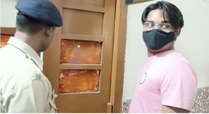 जमशेदपुर में स्टॉक मार्केट से मुनाफा देने के नाम पर करोड़ों की ठगी, आरोपी रेयान पहुंचा सलाखों के पीछे, जाने पूरा मामला