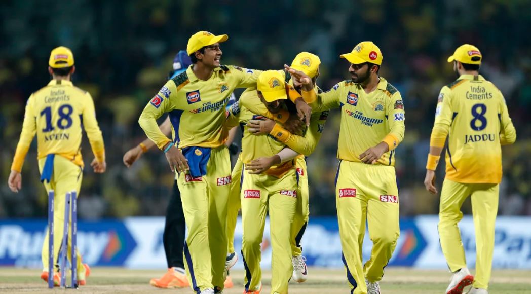 IPL-2023: माही की सेना पहुंची फाइनल में, पांचवी बार चैंपियन बनने से एक जीत दूर चेन्नई सुपर किंग्स...