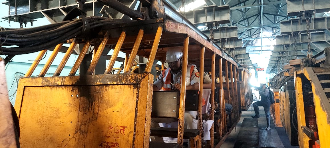 TNP SPECIAL-जमीन से 500 मीटर नीचे कोयला खदान में भी चलती है ट्रेन ,जानिए एकमात्र किसे जाता है यह श्रेय