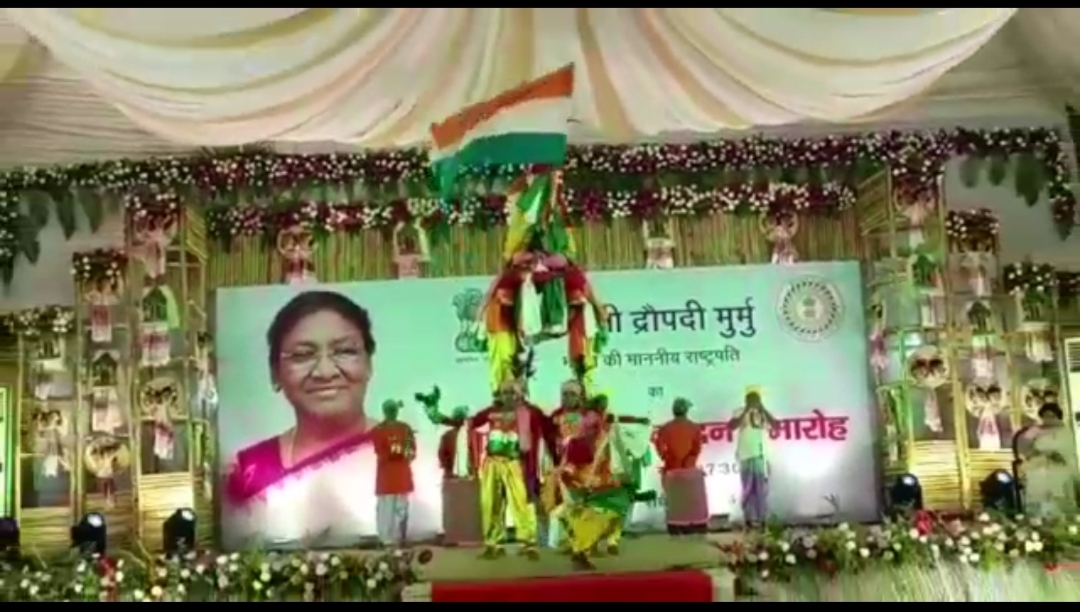 राष्ट्रपति के सम्मान में राजभवन में दावत का आयोजन, सांस्कृतिक कार्यक्रम हुए पेश