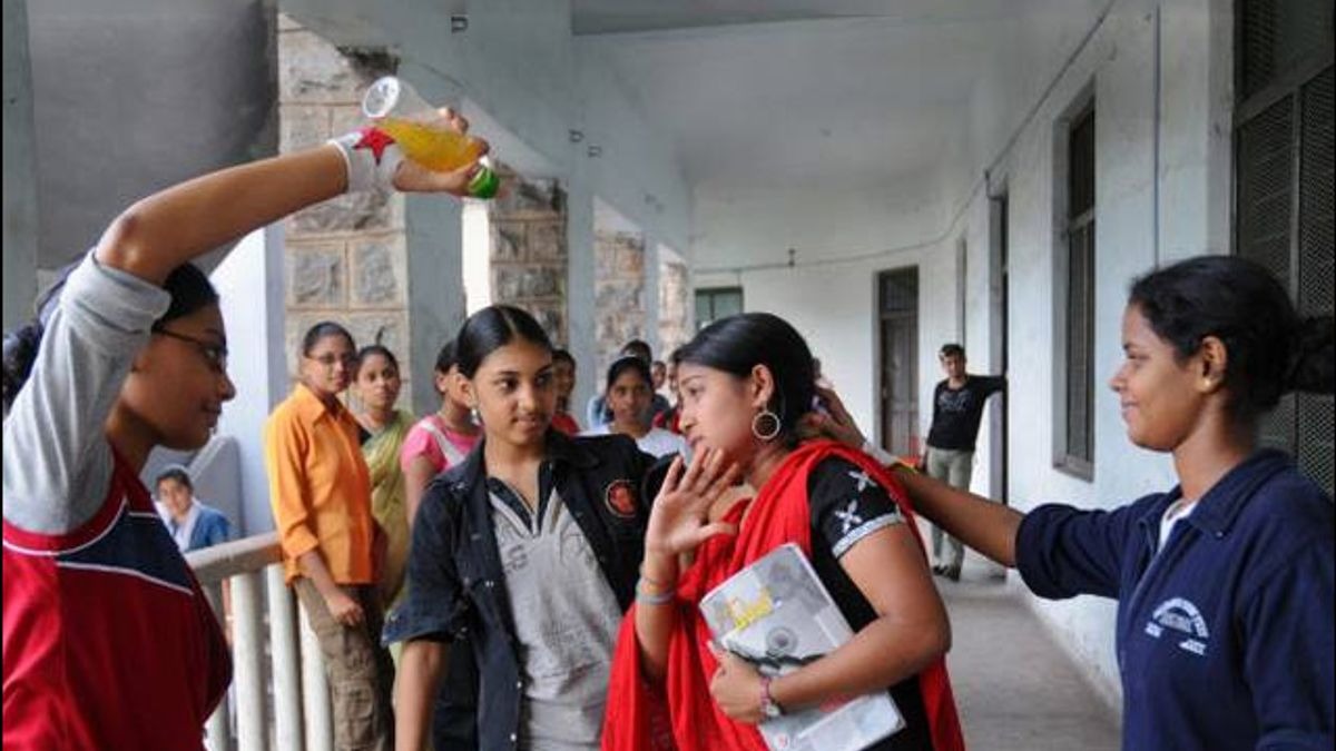 पटना विमेंस कॉलेज में 18 लोगों के खिलाफ रैगिंग का मामला दर्ज, घटना सीसीटीवी में कैद