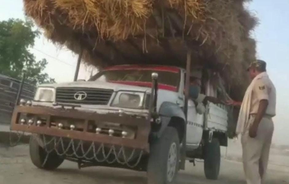 पुलिसकर्मियों को रिश्वत लेना पड़ा भारी, अवैध उगाही का वीडियो वायरल होते ही हुई कार्रवाई