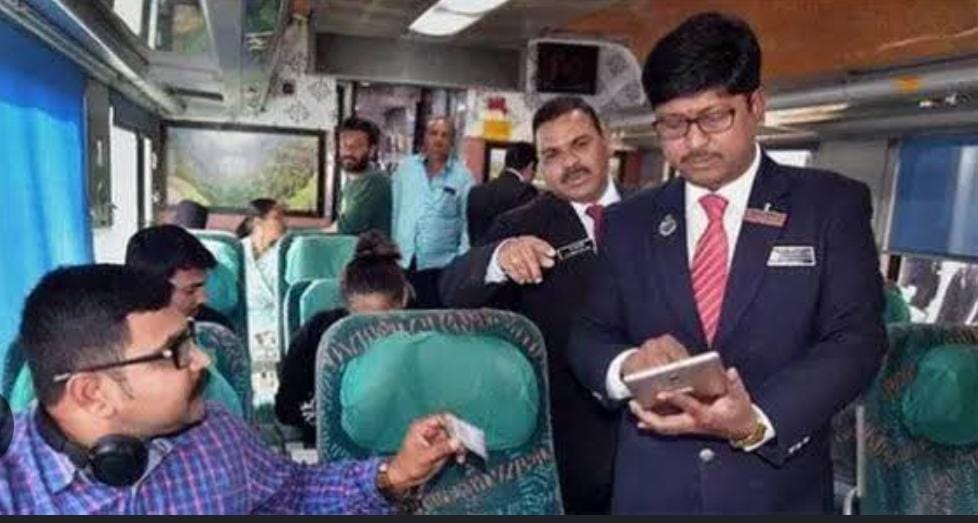 समस्तीपुर रेलवे स्टेशन बेटिकट मुसाफिरों पर रेलवे का डंडा,  कुछ ही घंटों में वसूले 47 लाख, जानें और क्या-क्या हुआ.    