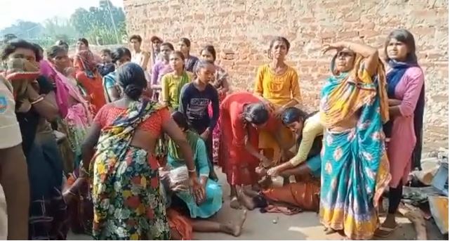 बोकारो: छत पर सोए व्यक्ति की हत्या, पत्नी ने चचेरे देवर पर लगाया आरोप