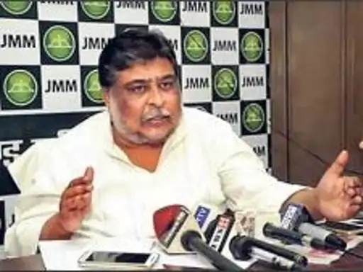 भाजपा शासित राज्यों में यह नजारा आम, गैंगस्टर संजीव जीवा की हत्या पर झामुमो महासचिव सुप्रियो भट्टाचार्य का बयान  