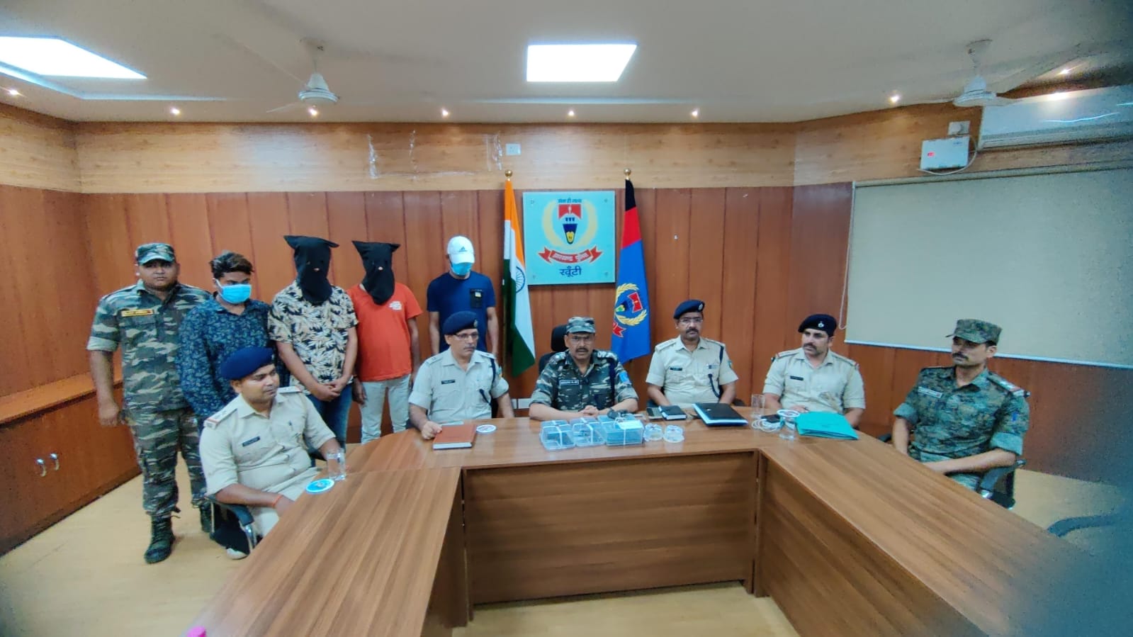 वर्चस्व कायम करने के लिए खूंटी में अपराधियों ने की थी फायरिंग,चार गिरफ्तार   