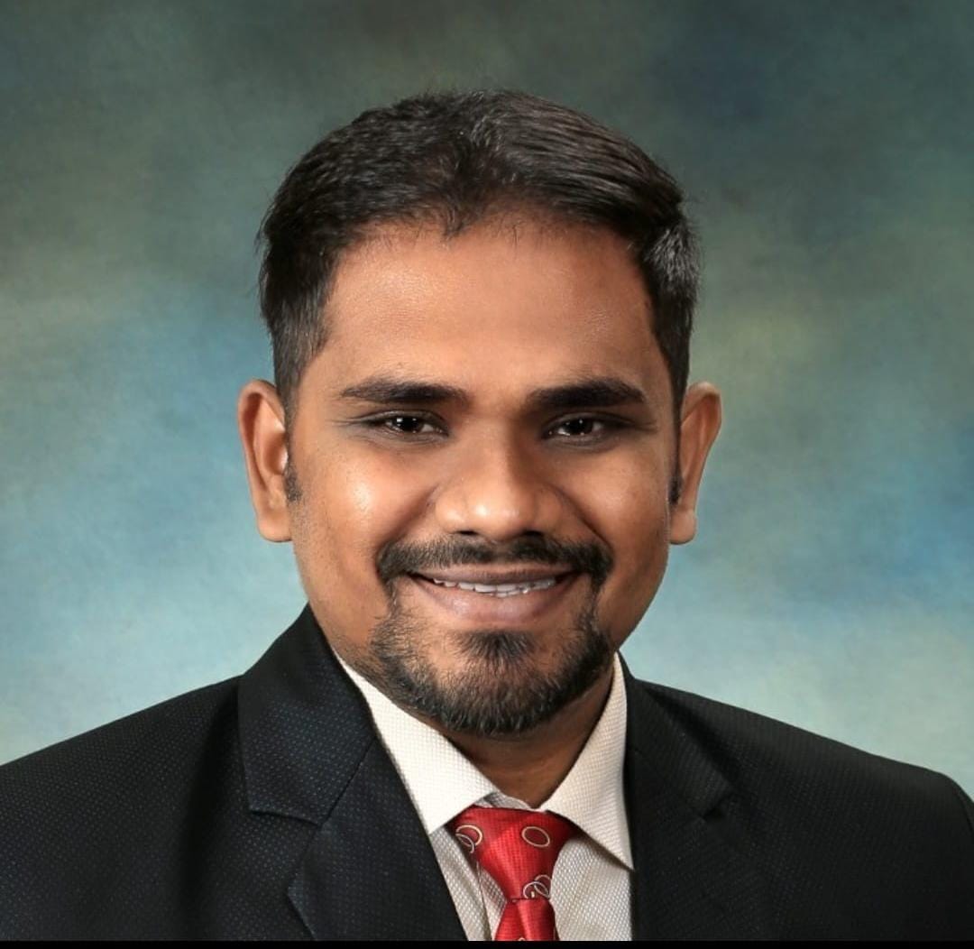 अभी पत्नी के हाथों की मेहंदी भी नहीं छूटी थी कि उजड़ गया मांग का सिंदूर,जानिए IIT ISM के प्रोफेसर की मौत की दुख भरी कहानी 