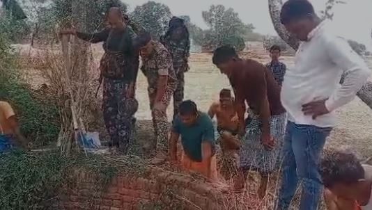 कुएं से मिला 8 माह के लापता मासूम का शव, परिजनों का रो-रोकर बुरा हाल, पढ़ें पूरी खबर