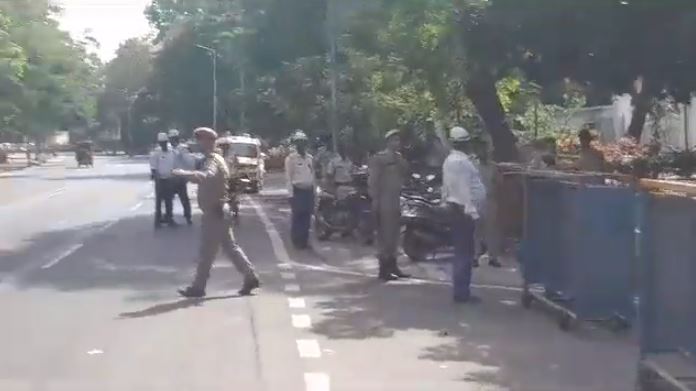 सीएम नीतीश की सुरक्षा में बड़ी चूक, मॉर्निंग वॉक के दौरान तेज रफ्तार बाइक की चपेट में आने से बाल-बाल बचे 