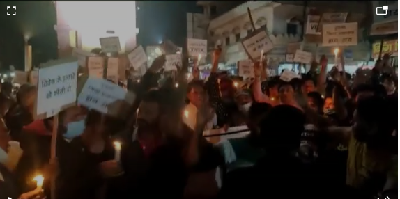 विवेक की मौत पर बवाल जारी, आज भी सैंकड़ो की  संख्या में निकले लोग