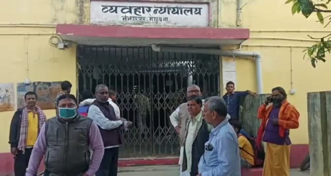 ADJ प्रथम के साथ मारपीट मामले में SHO के साथ सब इंस्पेक्टर गिरफ्तार