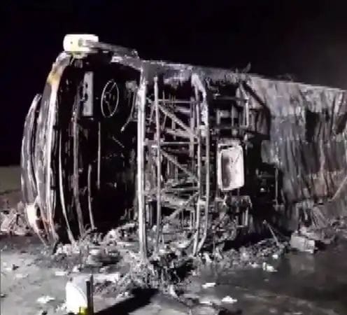 बस में आग लगने से 25 लोगों की मौत,जानिए महाराष्ट्र में कैसे हुआ यह दर्दनाक हादसा