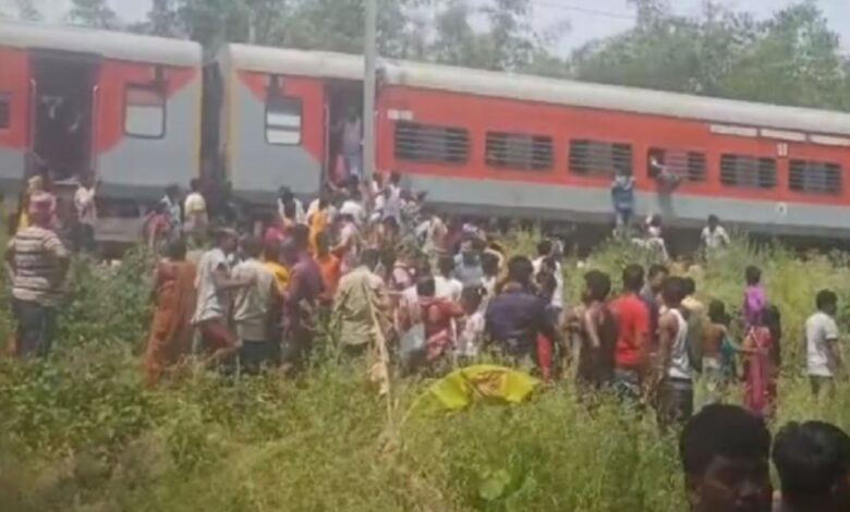 बिहार से दिल्ली जा रही संपर्क क्रांति एक्सप्रेस में लगी आग, मची अफरा-तफरी