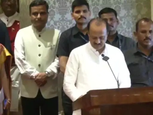 महाराष्ट्र की राजनीति में बड़ा उलटफेर, चाचा शरद को गच्चा दे भतीजे अजित ने थामा भाजपा का हाथ, बने उपमुख्यमंत्री