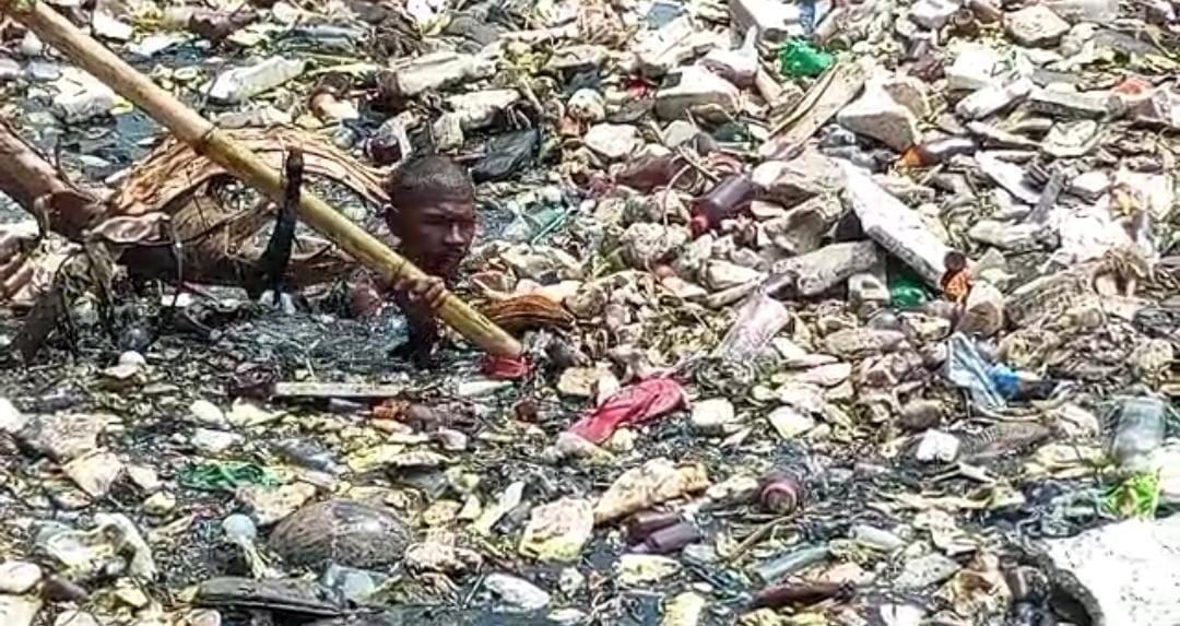 कुछ घंटों की बारिश से 150 घरों में घुसा पानी, 100 से अधिक परिवार घर छोड़ने पर हुए मजबूर