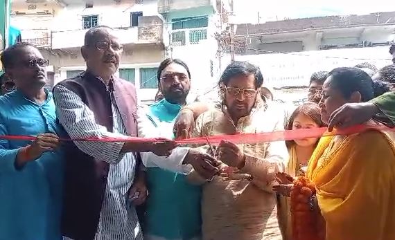 पूर्व केंद्रीय मंत्री और राजद के झारखंड प्रभारी ने किया निःशुल्क सेवा शिविर का उदघाटन,दो माह कांवरियों की सेवा में चलेगा