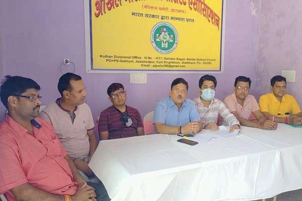 CM हेमंत सोरेन से क्यों नाराज है फार्मासिस्ट एसोसिएशन, जानिए क्या है मामला