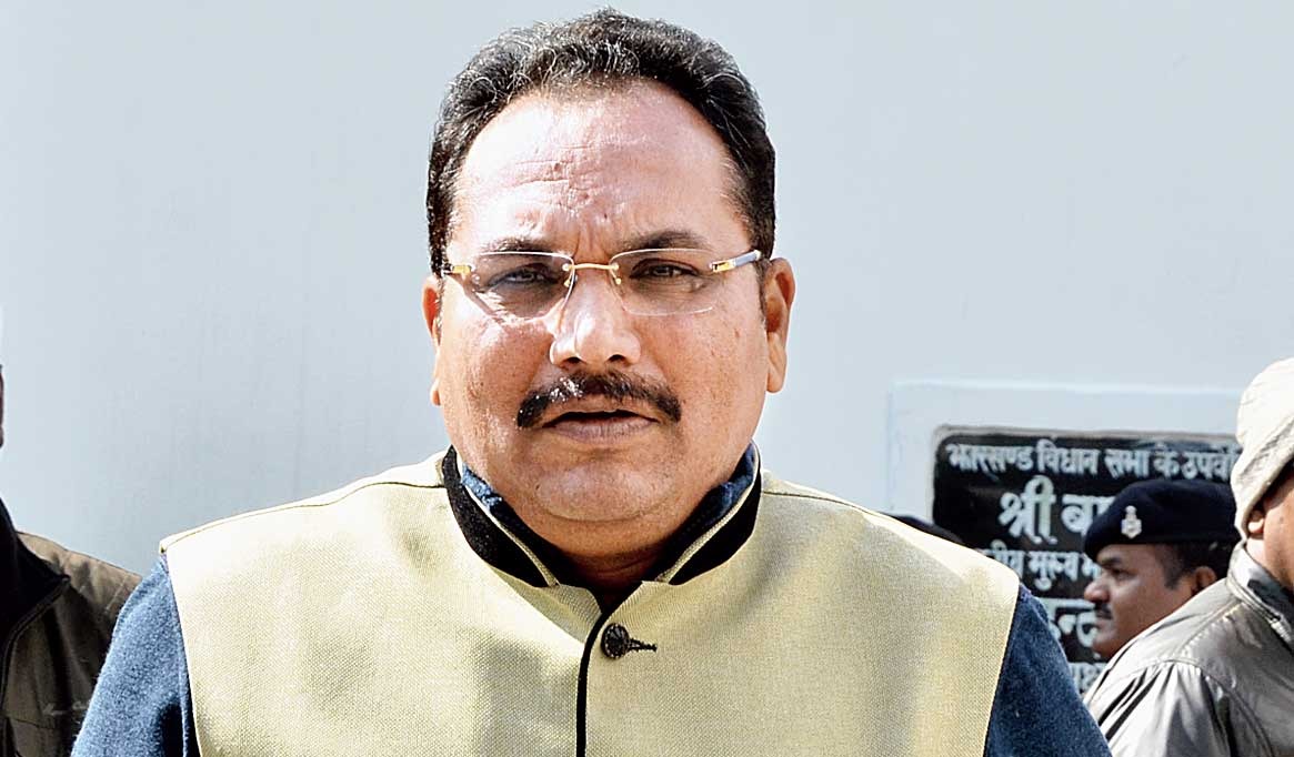 2024 के पहले भाजपा का आत्मघाती प्रयोग! बाबूलाल की तोजपोशी पर प्रदीप यादव का तंज, कहा वह आदिवासी नहीं सिर्फ भाजपाई नेता