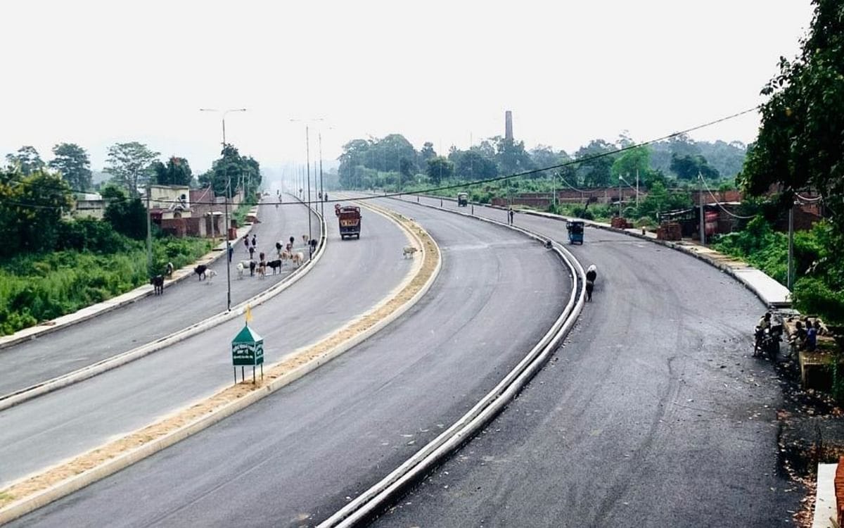 झारखंड की पहली आठ लेन सड़क के नामकरण को लेकर तकरार,भाजपा और झामुमो पढ़िए कैसे ठोक रहे ताल