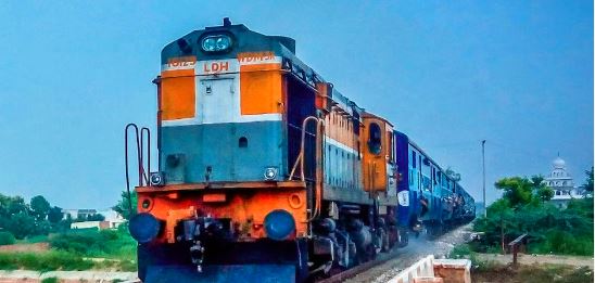 रेल मंत्रालय ने किया रियायती किराया योजना का एलान, रांची की ट्रेनों में टिकट सस्ती होने की संभावना कम, जानिए क्या है वजह  