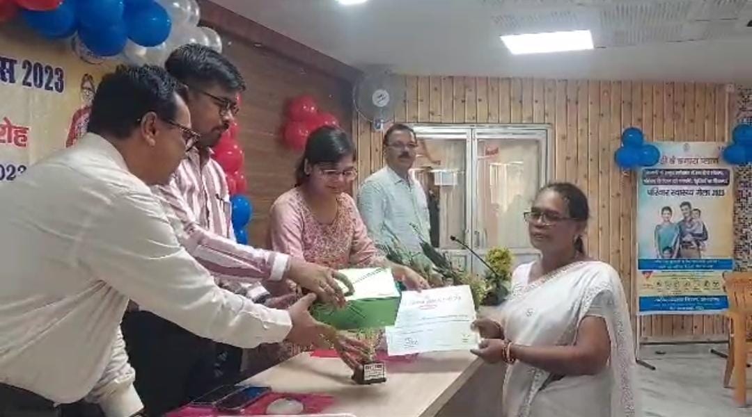 परिवार कल्याण पखवाड़े की शुरुआत, डीसी ने कहा बढ़ती आबादी चिंता का विषय