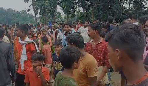 दिनदहाड़े अधेड़ की गोली मारकर हत्या, मृतक के भाई पर हत्या का आरोप, जानें वजह