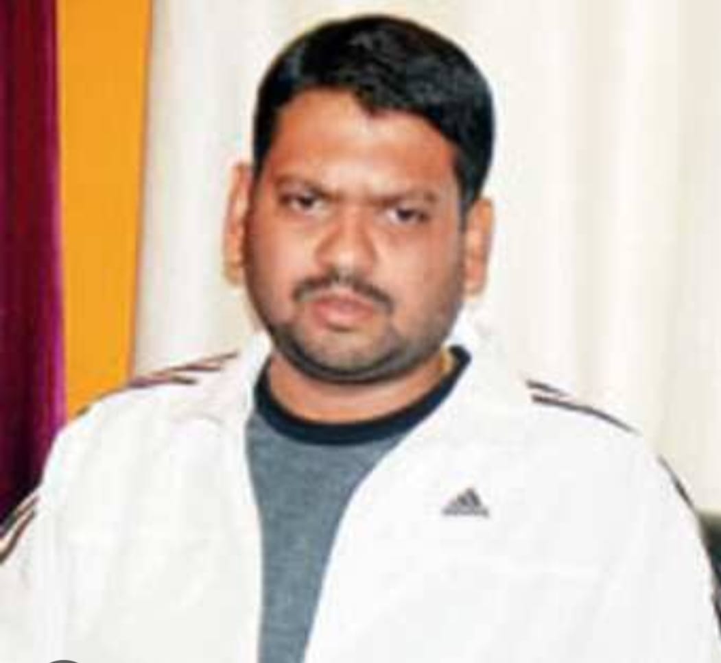 धनबाद के सरकारी अस्पताल में भर्ती झरिया के पूर्व विधायक संजीव सिंह ने कोर्ट से लगाई जान रक्षा की गुहार,पढ़िए पूरी खबर 