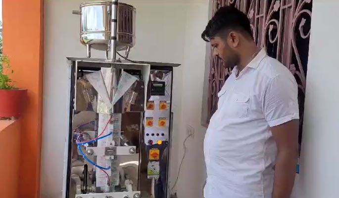 घर में सोया पनीर निर्माण कार्य की शुरुआत कर मुनाफा कमा रहा ये युवा, कम लागत में शुरू किया व्यवसाय