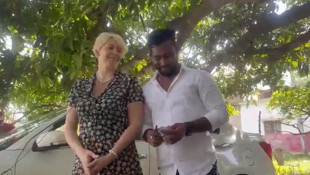 सीमा हैदर की तरह सरहद पार कर झारखंड पहुंची ये विदेशी महिला, बोली अपने प्यार के लिए पोलैंड से आई हजारीबाग