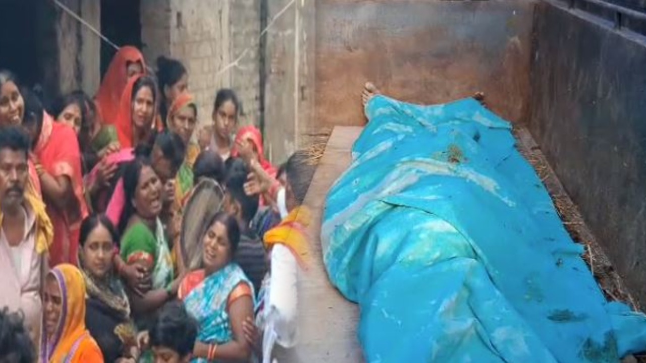 ऑटो ड्राइवर को एक बच्चे की मां से हुआ प्यार, पति ने प्रेमी की गला रेतकर की हत्या 