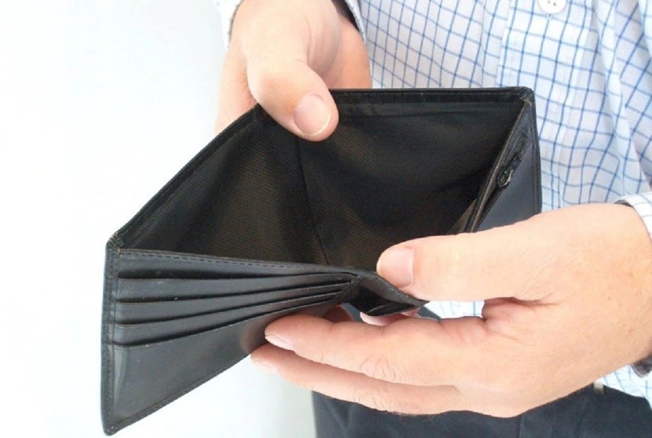 सुबह की कुछ आदतें बना देगी आपको कंगाल, वास्तु के अनुसार इन आदतों को आज ही करें तौबा